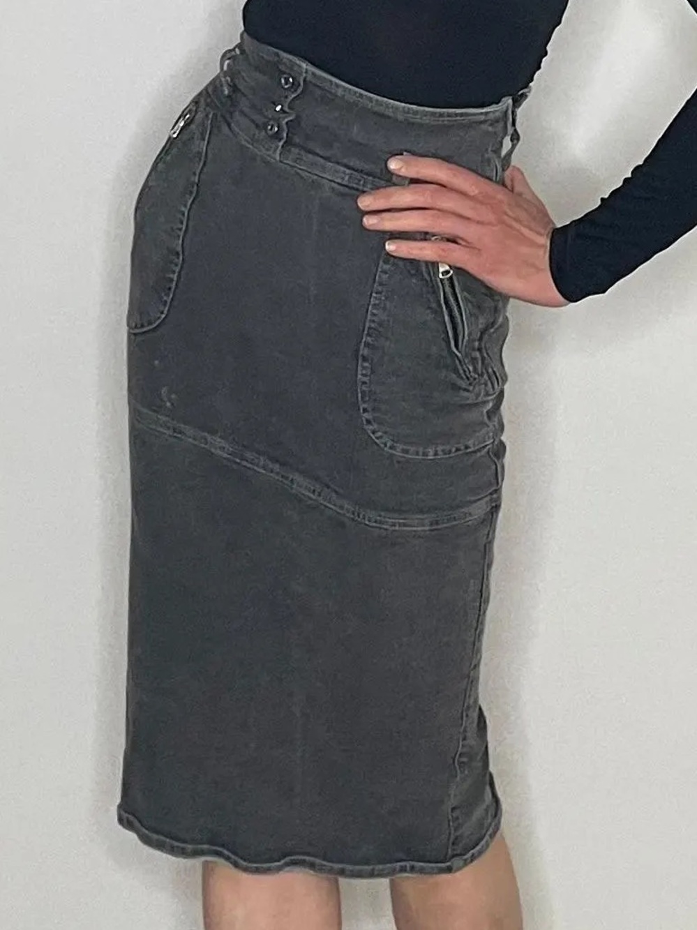 Dolce & Gabbana Women’s Vintage Y2K High Waisted Gray Grunge Midi Jeans Skirt